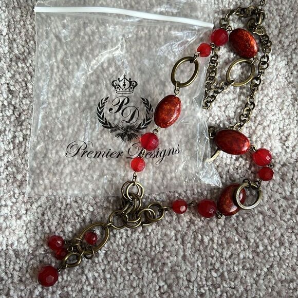 NWOT Premier Designs Brushed gold and reds statement necklace - Picture 1 of 8